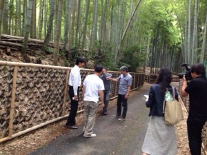 竹の径（たけのみち）で取材を受けました！