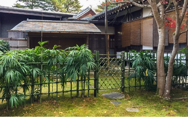四ツ目垣
